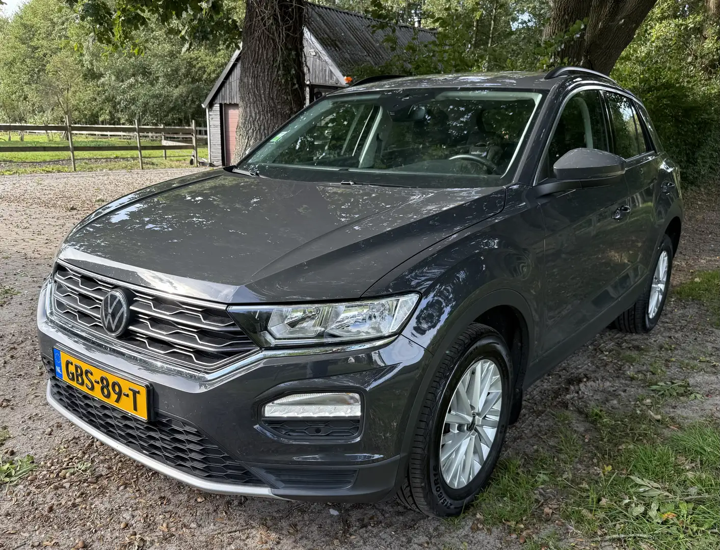 Volkswagen T-Roc 1.0 TSI Style Bns Grijs - 1