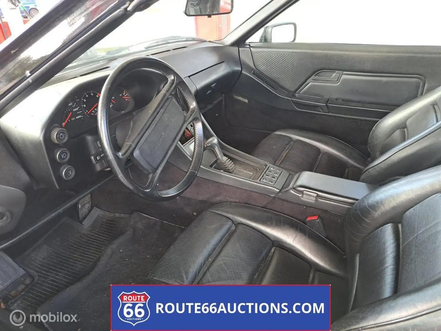 Porsche 928 S | 1986 | Route 66 Auctions Fekete - 2