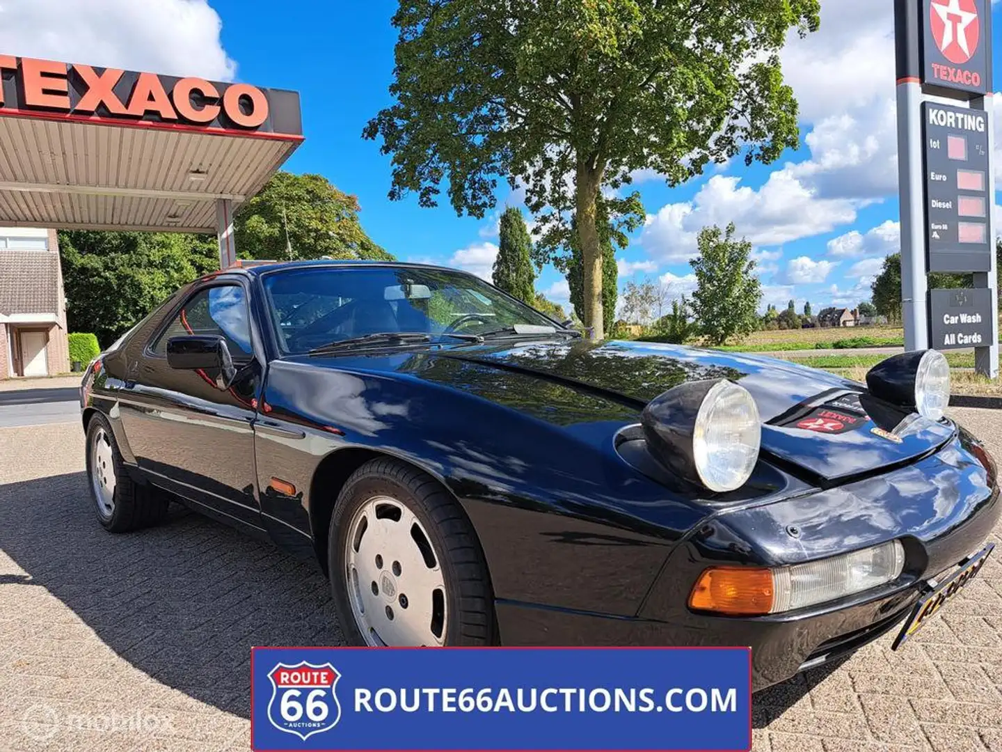 Porsche 928 S | 1986 | Route 66 Auctions Fekete - 1