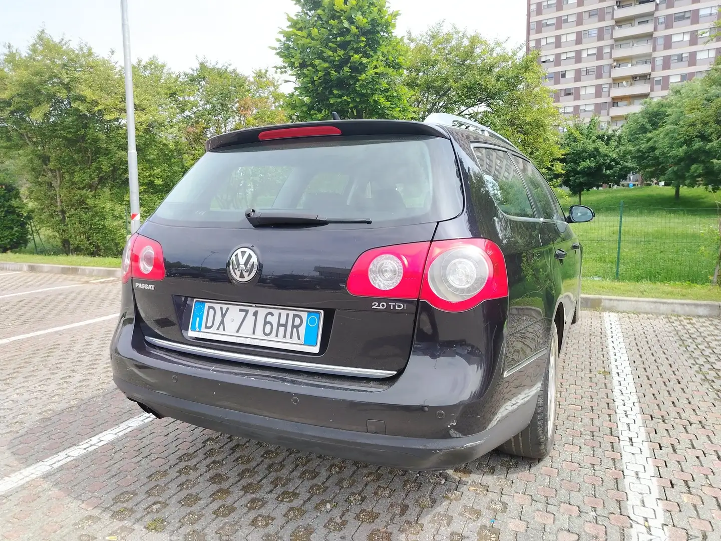Volkswagen Passat station wagon - 1