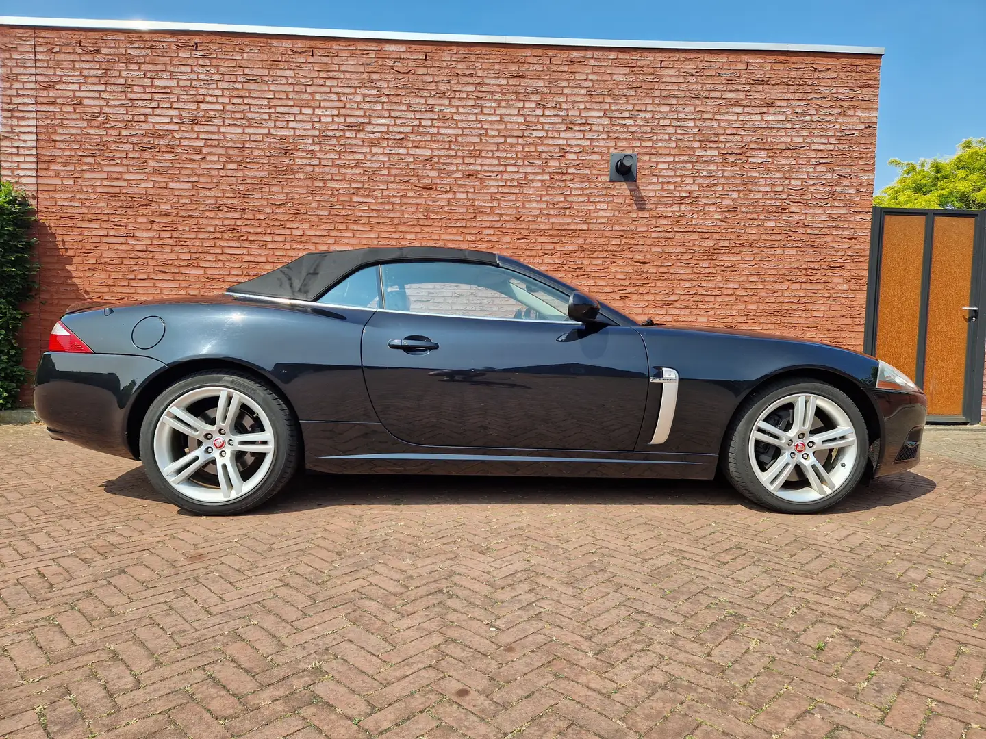 Jaguar XKR Jaguar XKR 4.2 Supercharged Convertible 2008 Zwart Czarny - 2