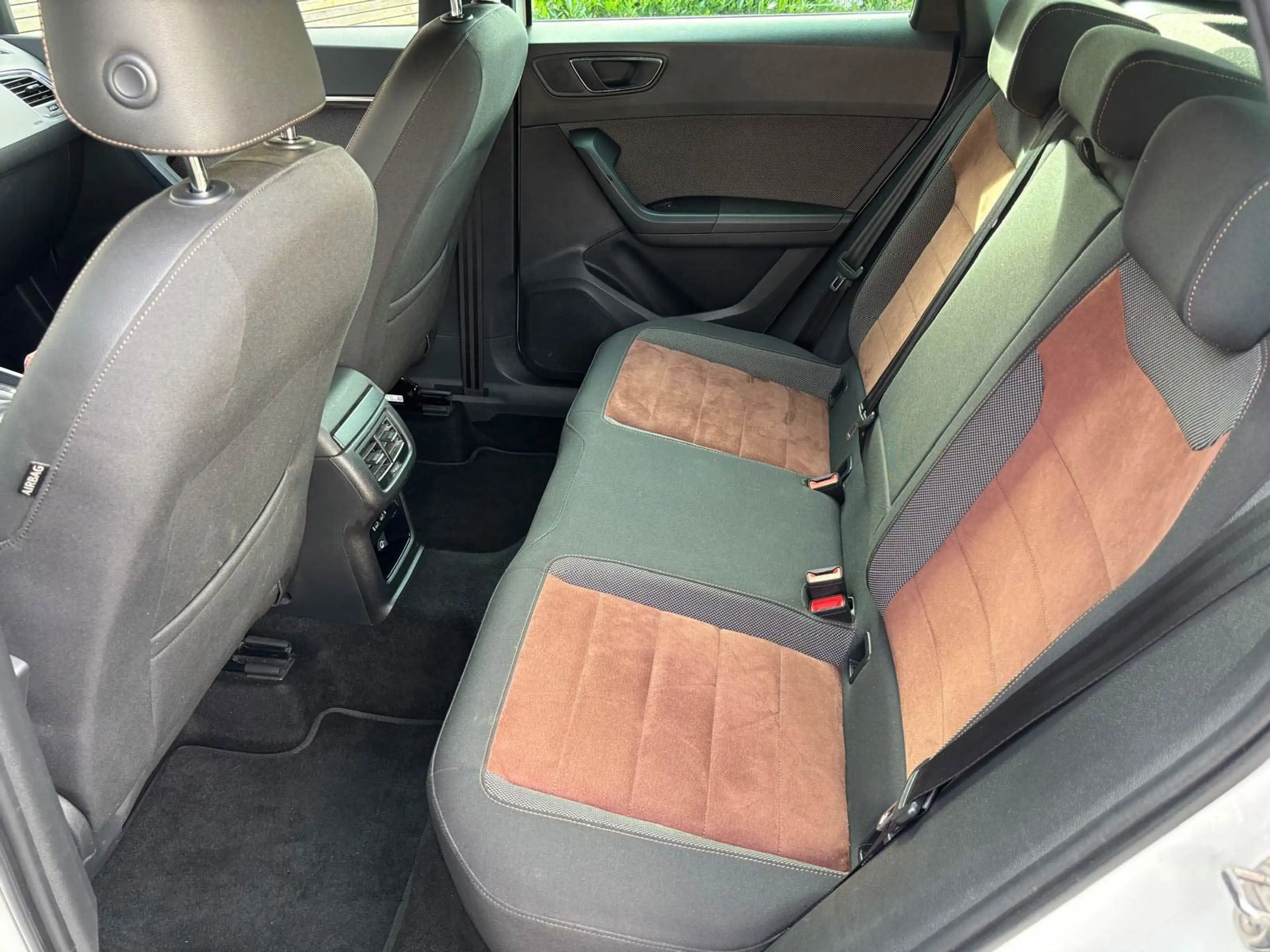 SEAT Ateca Xcellence Aut. AHK CarPlay Alcantara — photo 12