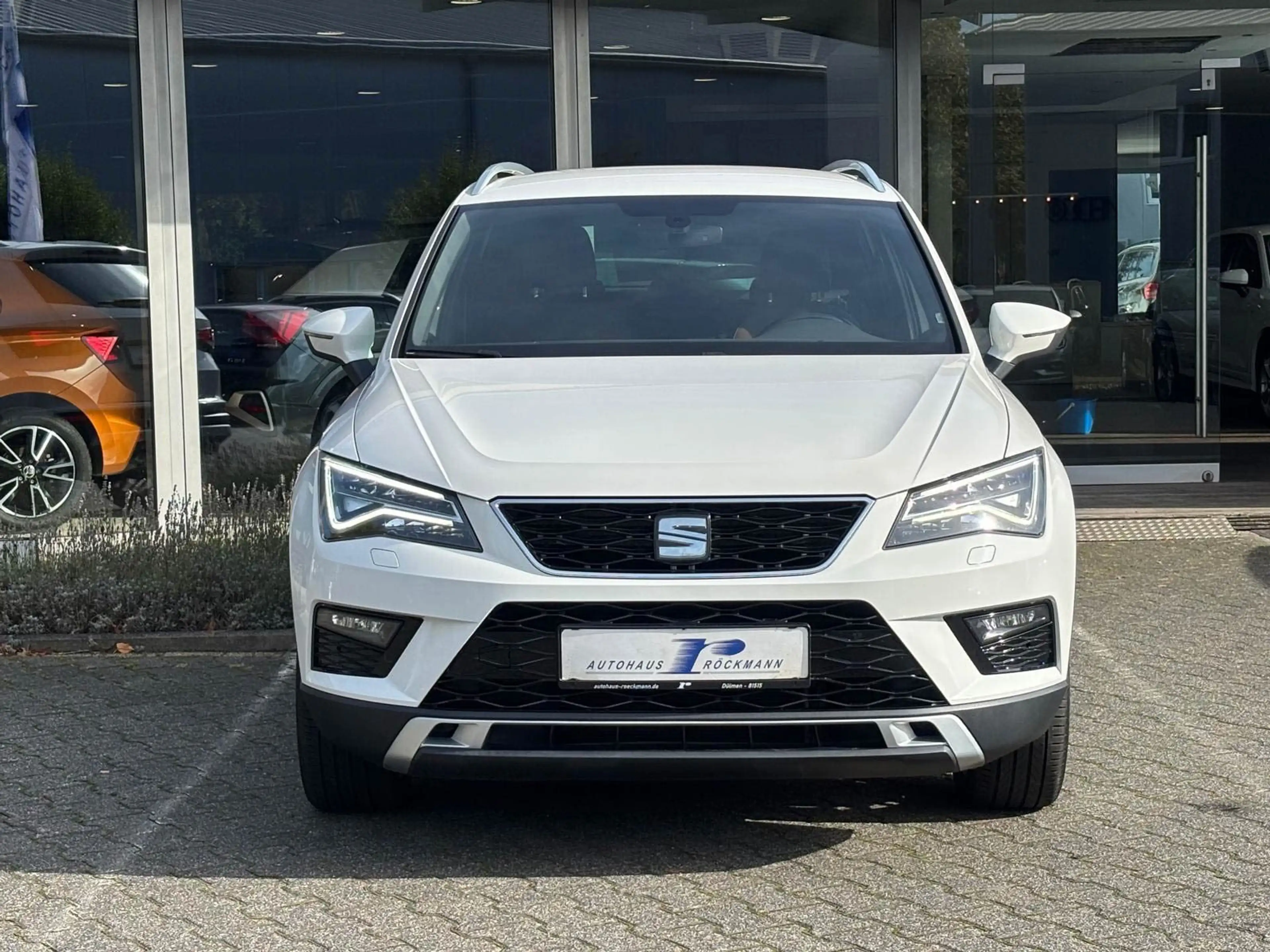 SEAT Ateca Xcellence Aut. AHK CarPlay Alcantara — photo 2