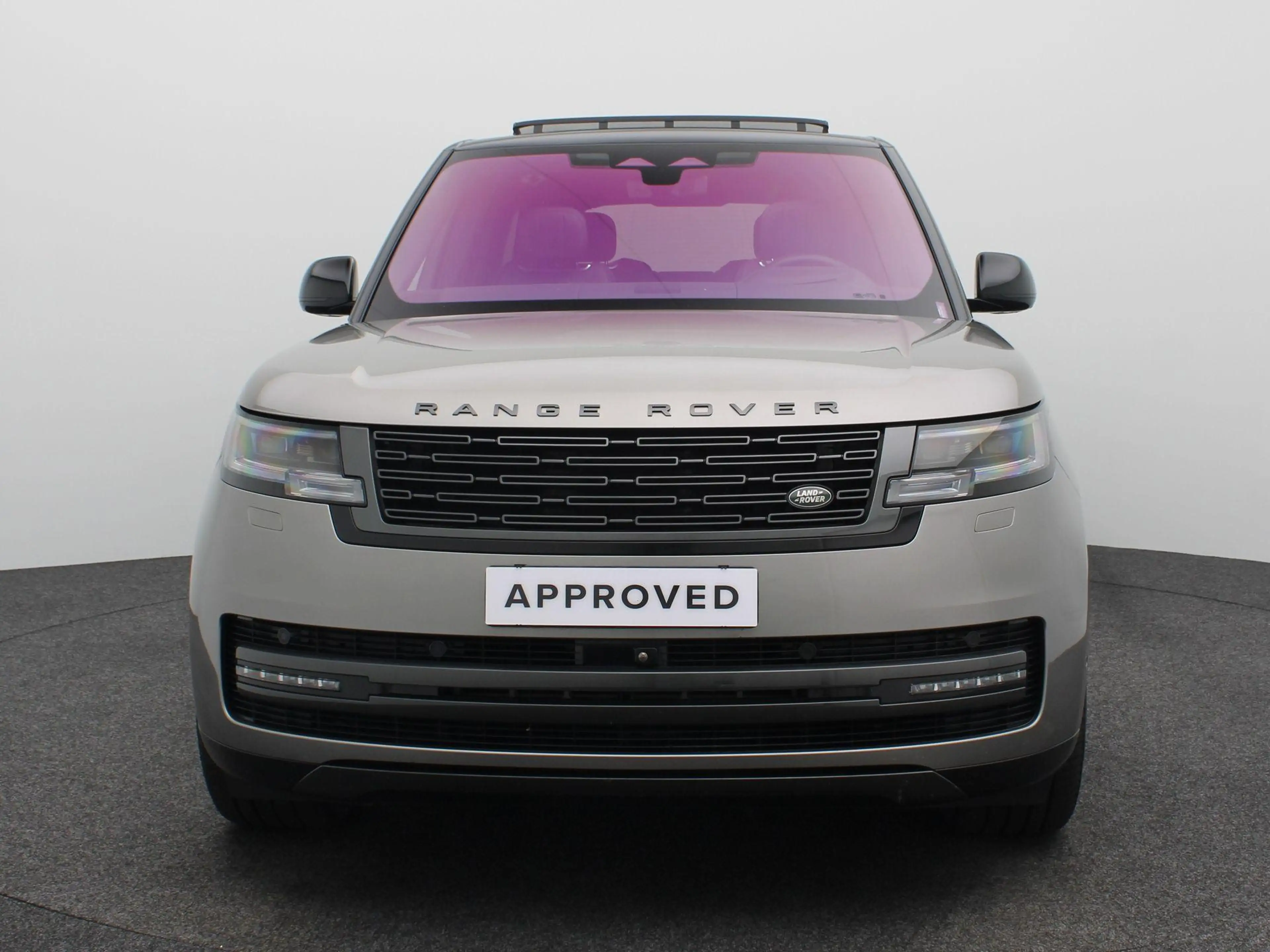 Land Rover Range Rover 3.0 P510e Autobiography PHEV — photo 3