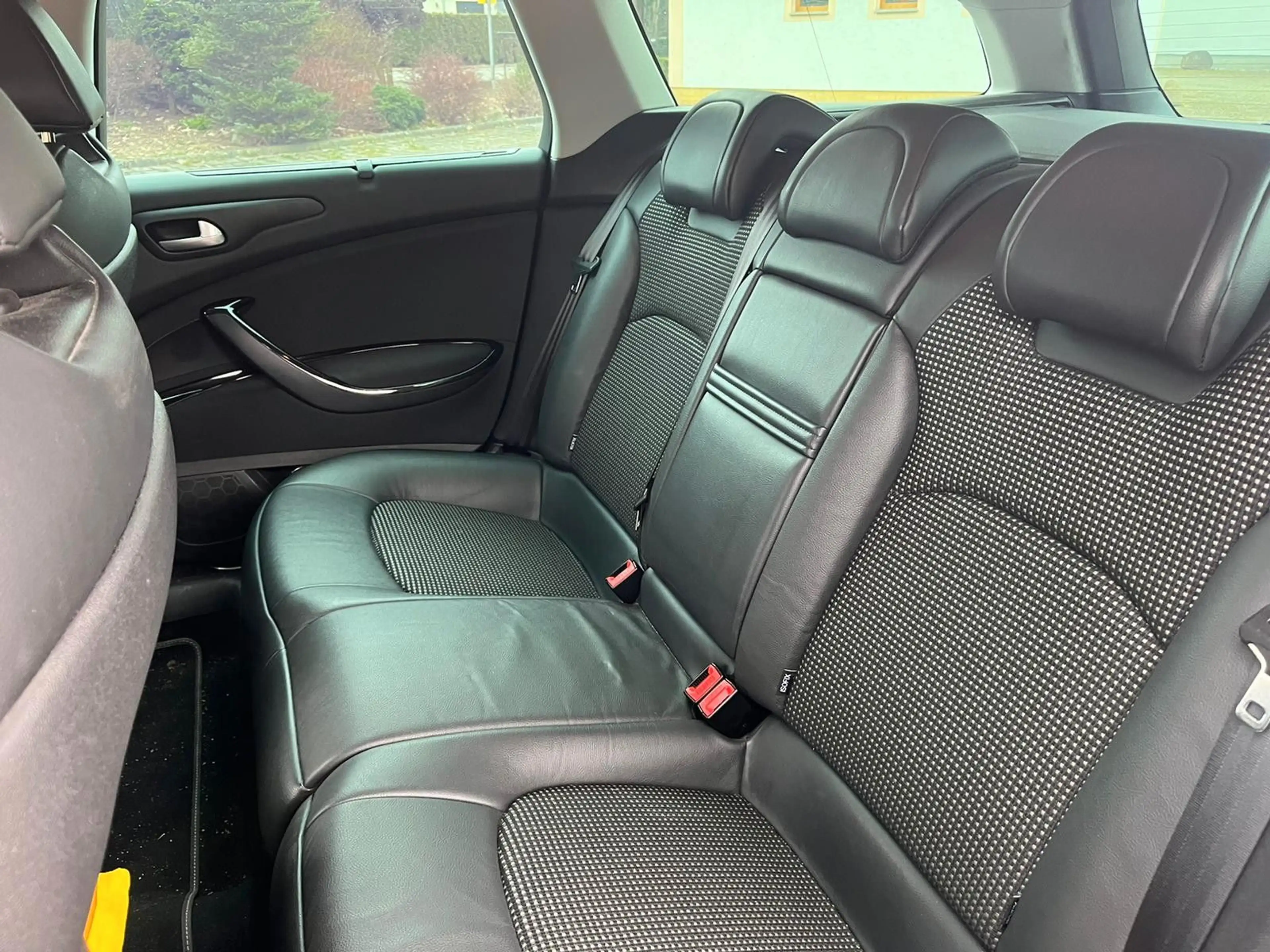 Citroen C5 CrossTourer HDi 165 Automatik — photo 10