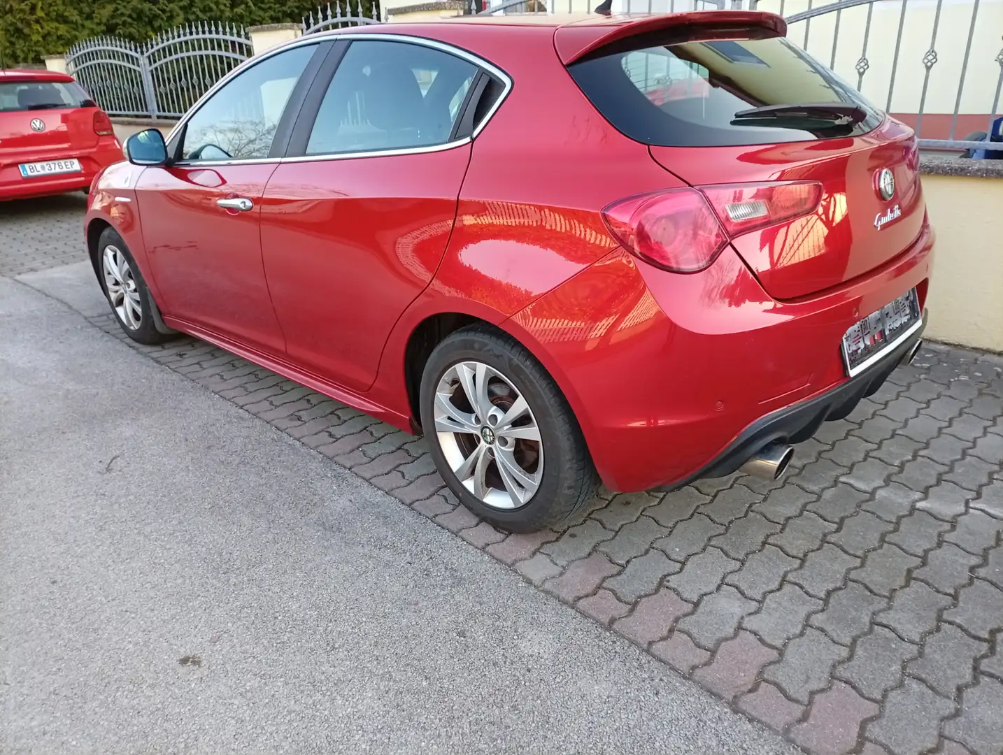 Alfa Romeo Giulietta Giulietta 1,4 TB Multi Air Distinctive Distinctive Rot - 2