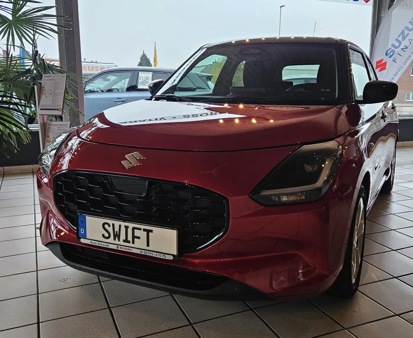 Suzuki Swift 1.2 Hybrid MT Comfort Rot - 2