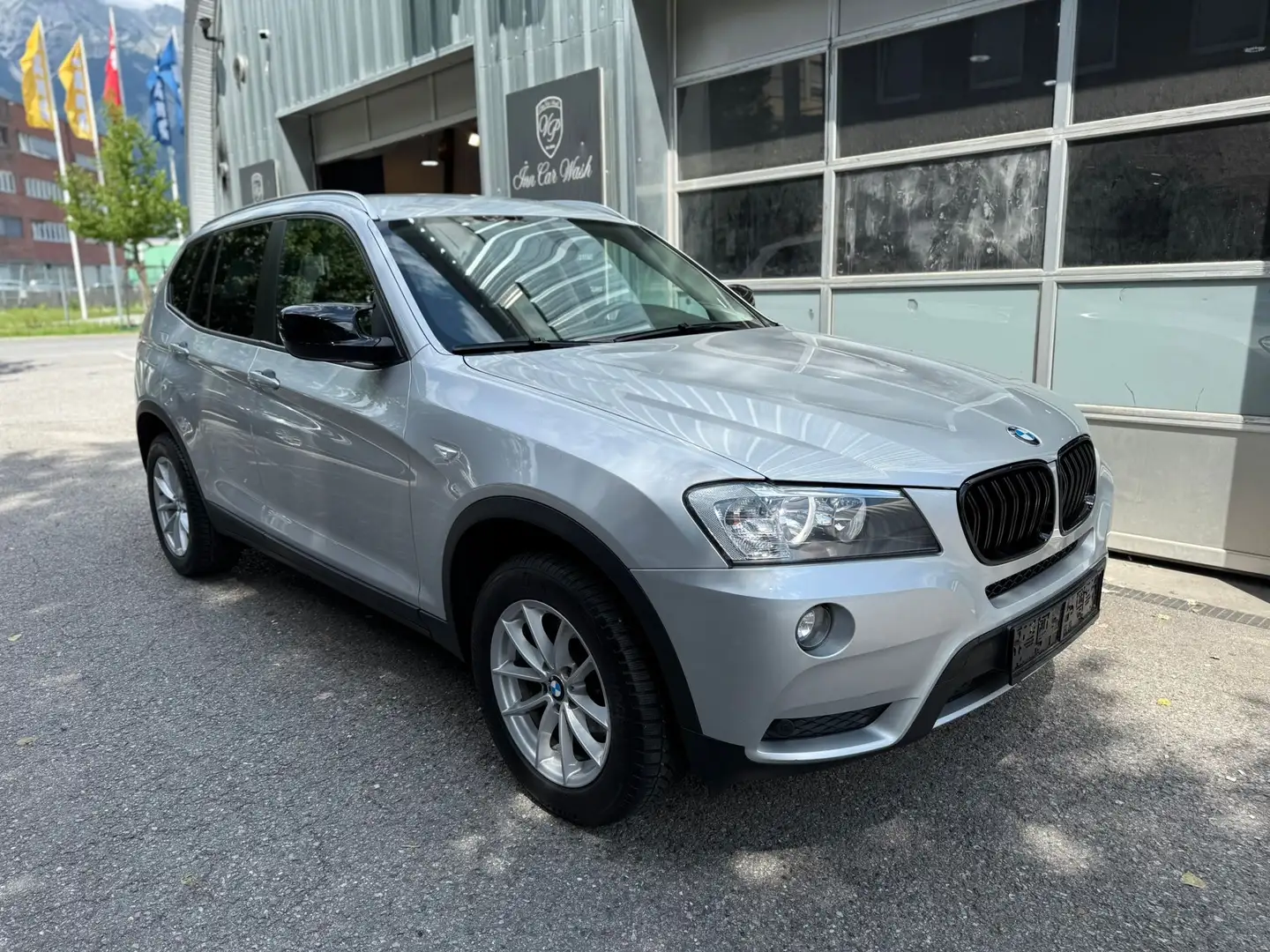 BMW X3 xDrive20d Silber - 1