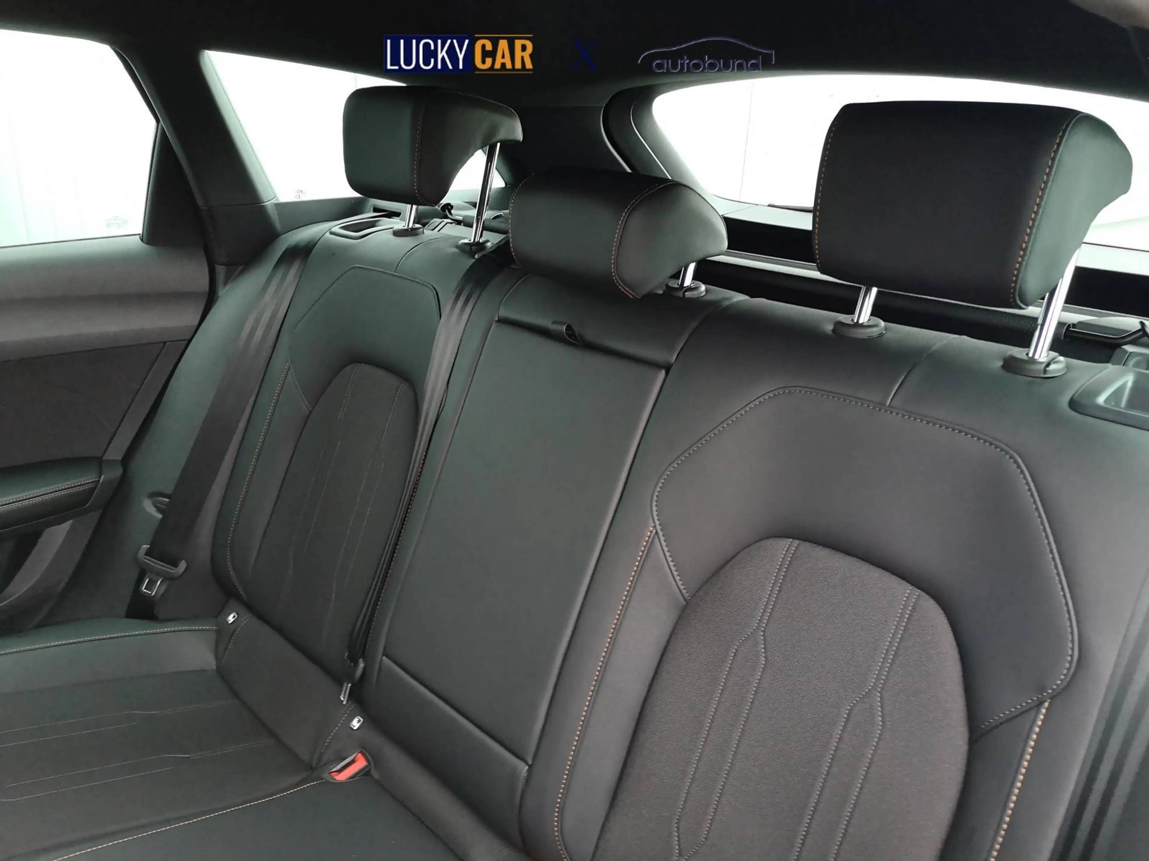 CUPRA Leon Sportstourer 1.5 eTSI 110 kW Kombi ST DSG AHK A... — photo 7