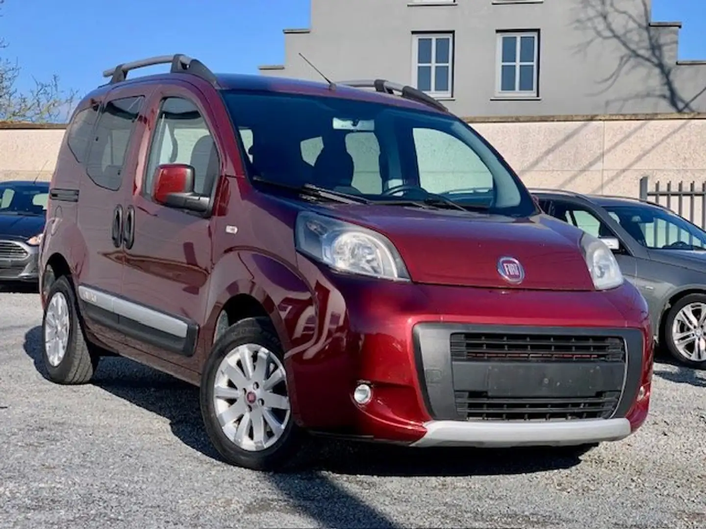Fiat Qubo 1.3d Euro6 Multijet Lounge DPF Airco Clima 5Pl Paars - 1