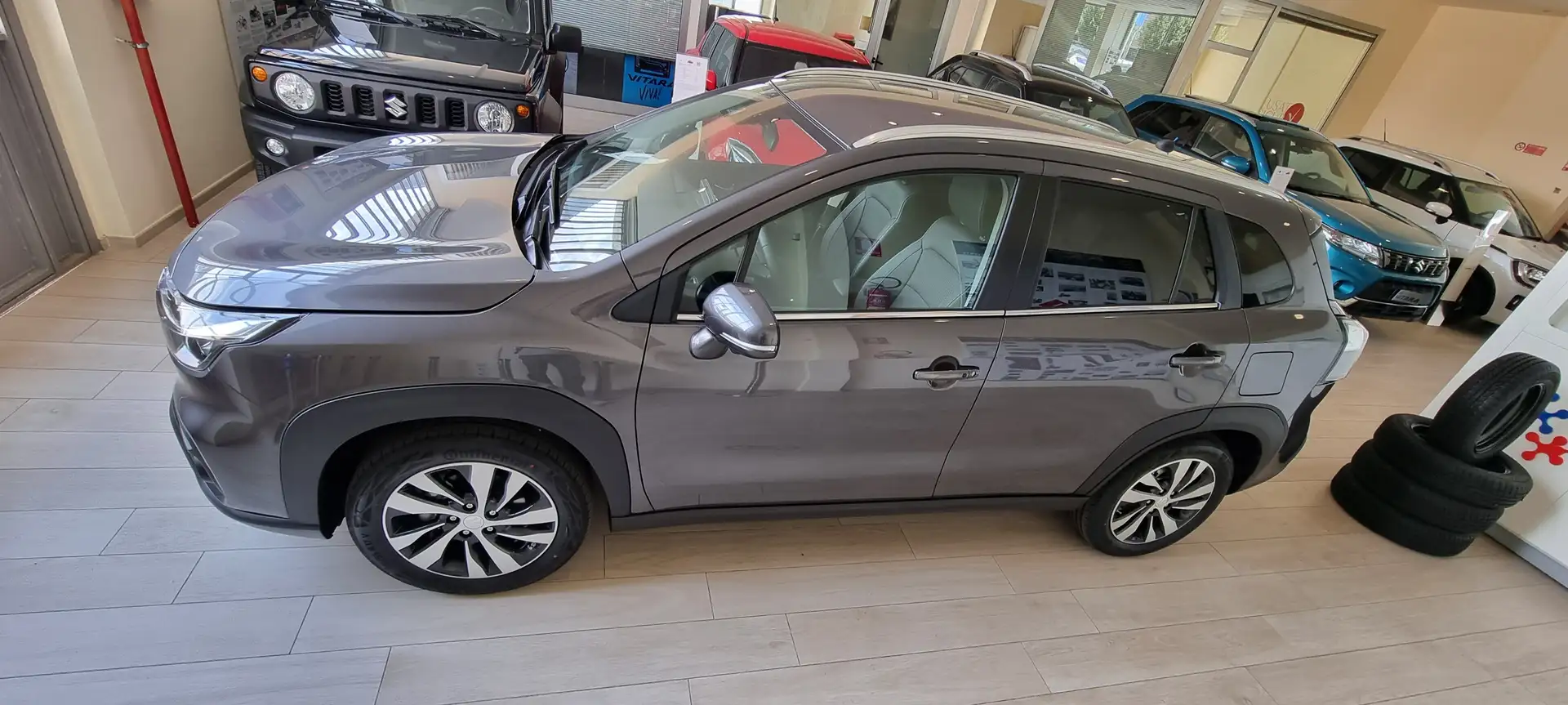 Suzuki SX4 S-Cross S-Cross II 2023 1.4h Top+ 4wd allgrip 129cv Gris - 2