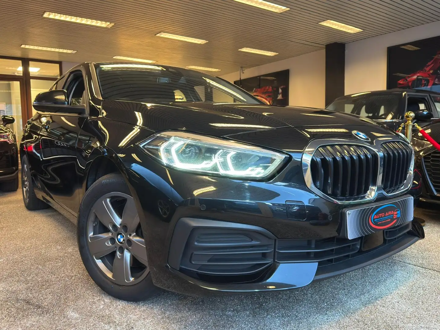 BMW 118 118iA OPF*CAMERA*EU6D*GARANTIE12M Noir - 2