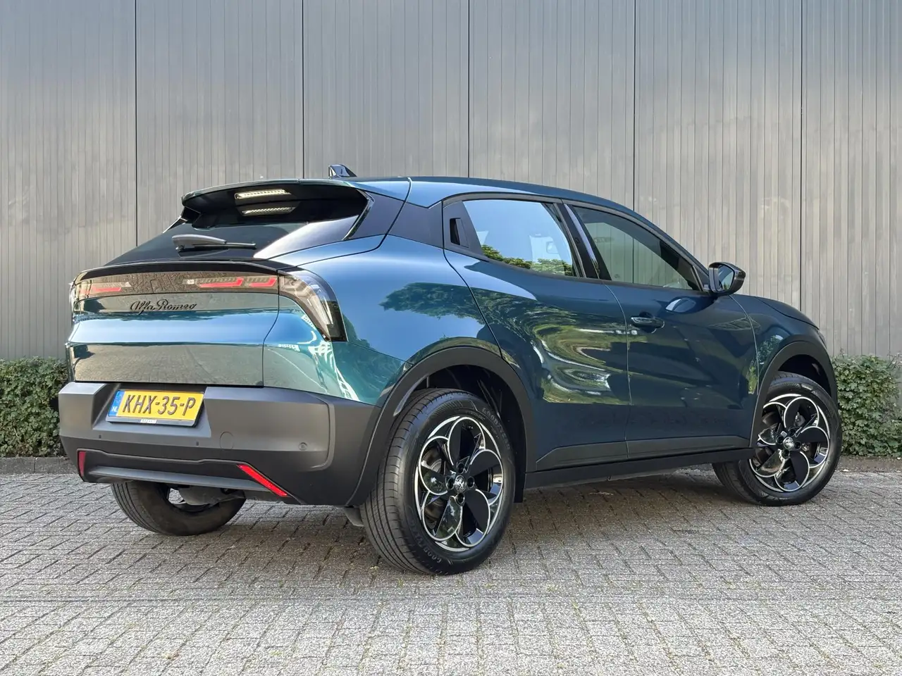 Alfa Romeo Junior 2025