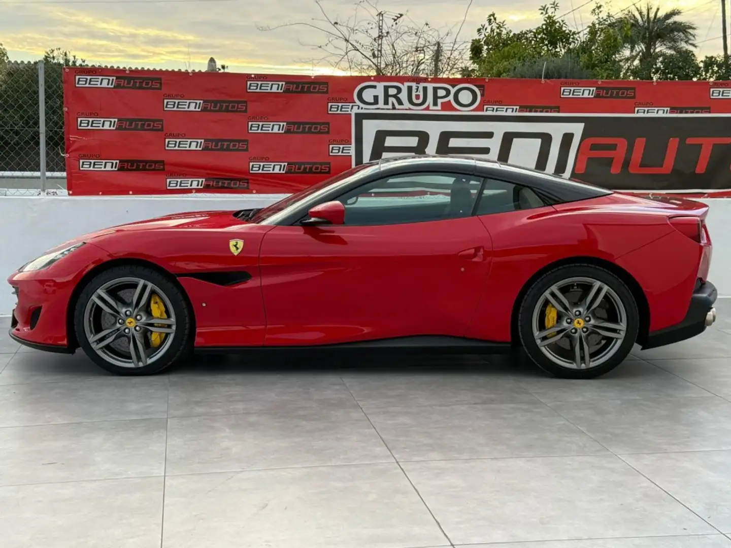 Ferrari Portofino Rojo - 2
