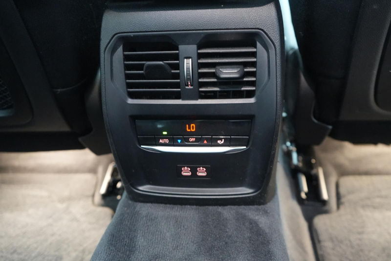 BMW 318 d Touring Advantage ACC/Kamera/H&K/AHK/ — photo 9