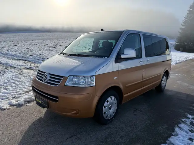 Volkswagen T5 Transporter Bus Multivan Comfortline