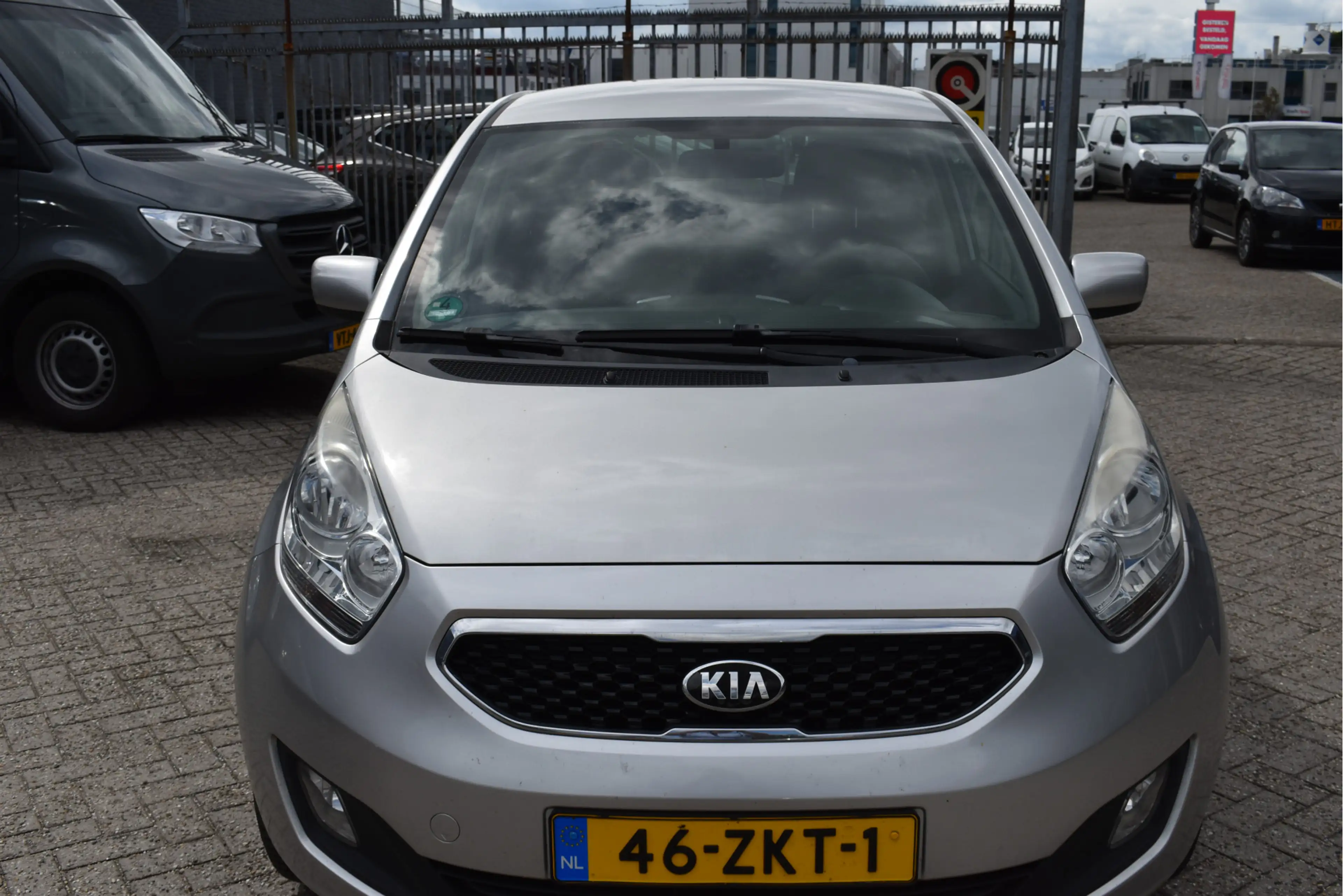 Kia Venga 1.6 CVVT Plus Pack, BOEKJES,NAP EN ONDERHOUDSHISTO — photo 4