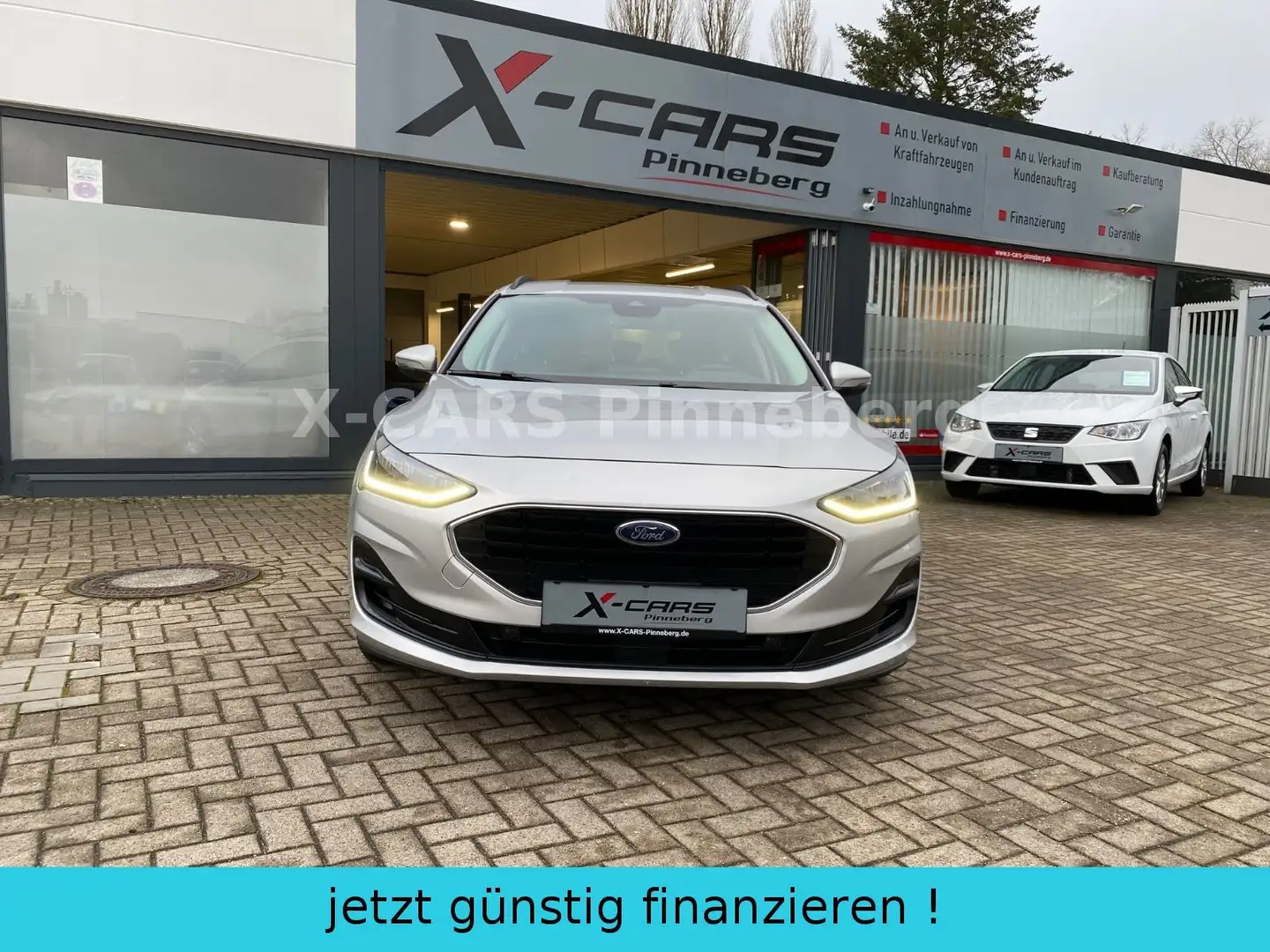 Ford Focus Turnier 1.5 TDCI"Cool & Connect"Rückfahrk. Zilver - 2