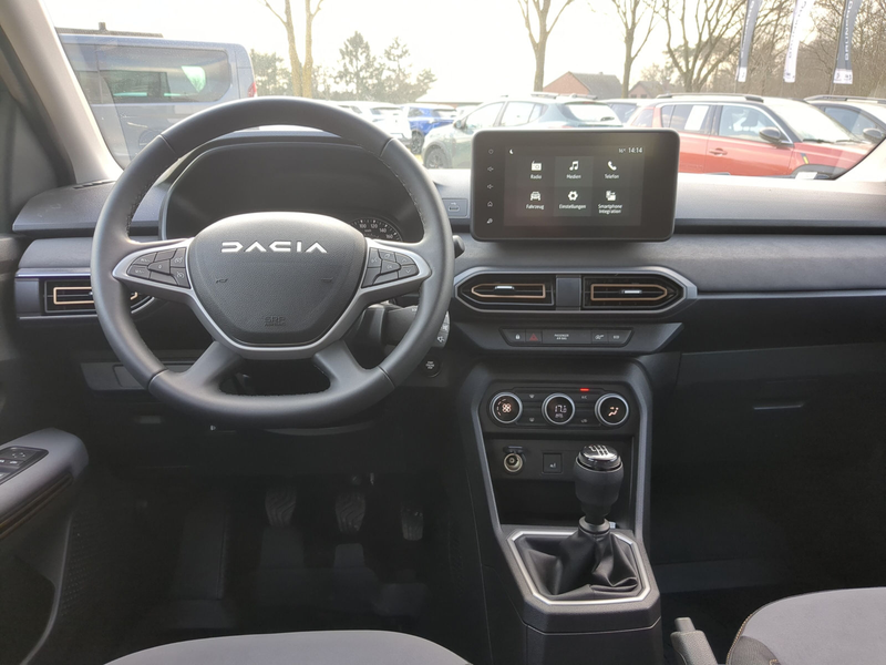 Dacia Jogger TCe 110 Extreme 5-Sitzer+PDC+RFK+LED — photo 6