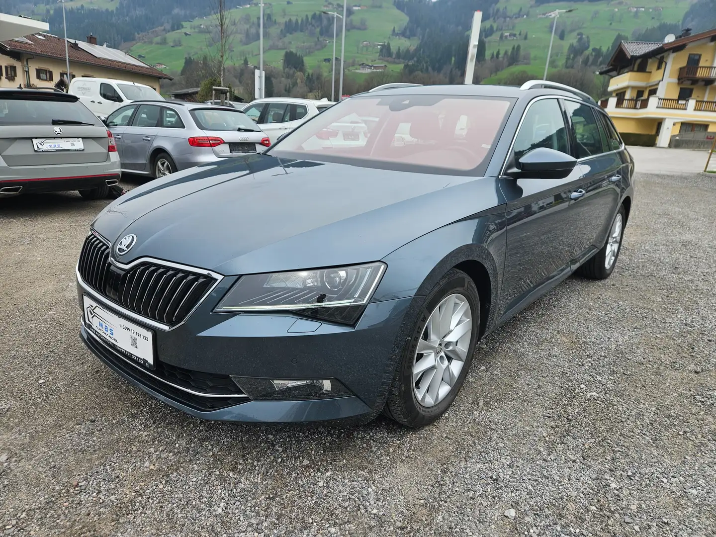 Skoda Superb Style 4x4 Grau - 1