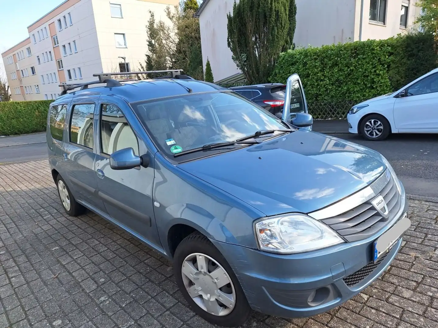 Dacia Logan Logan MCV 1.6 Blau - 2