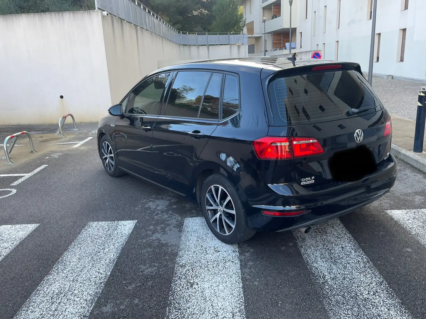 Volkswagen Golf Sportsvan 1.6 TDI 110 FAP BlueMotion Technology Carat Noir - 1