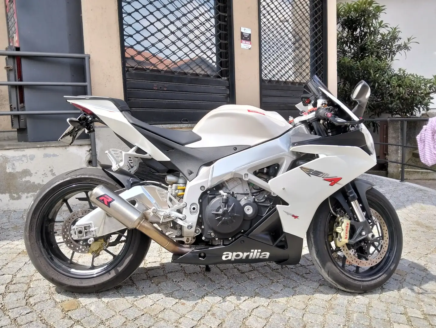 Aprilia RSV4 R Blanco - 1
