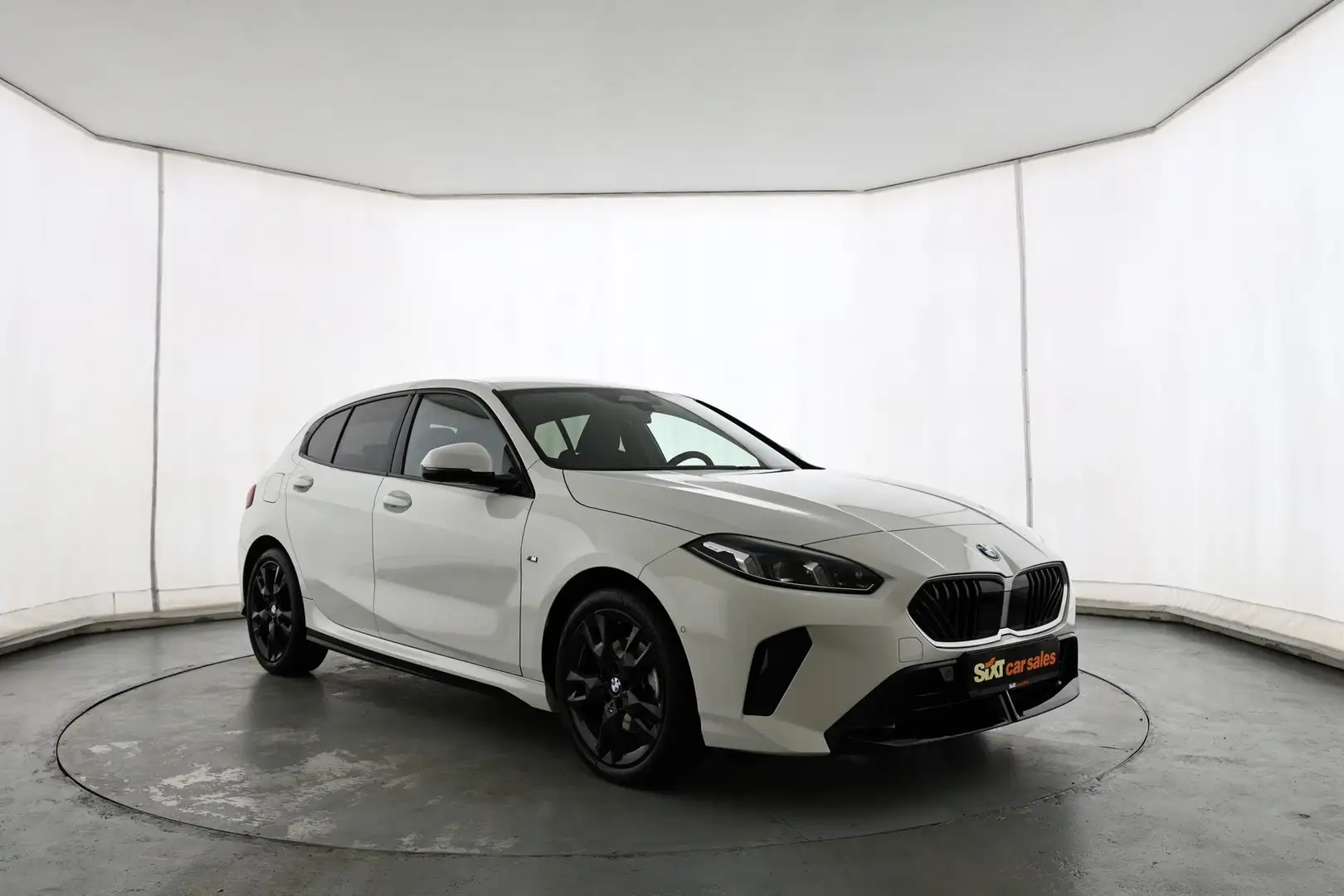 BMW 118 d M Sport ACC|adLED|Aktiv-Sitz|S-&LR-HZ|PA+Ka Weiß - 1