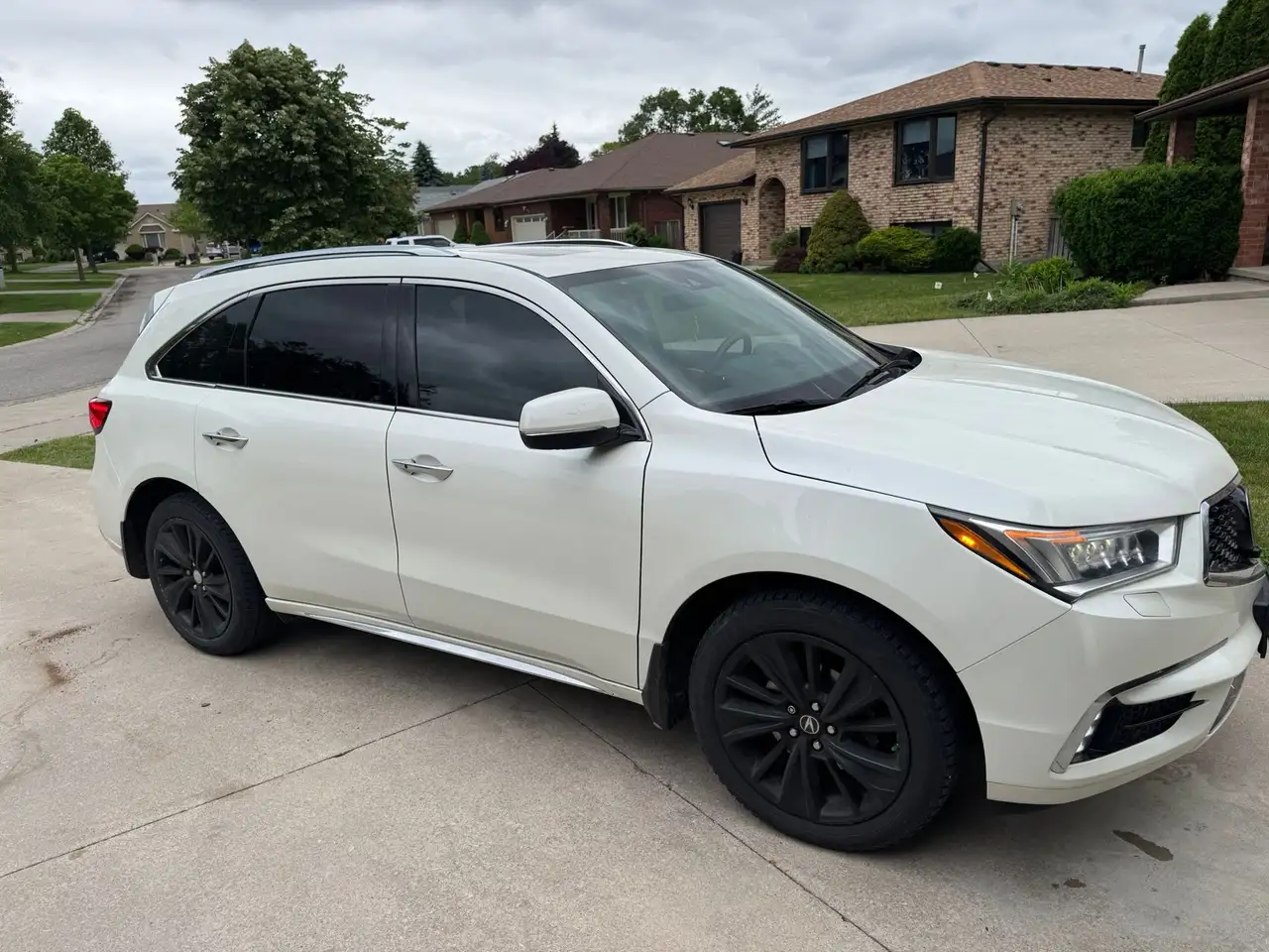 Acura MDX снимка Acura MDX
