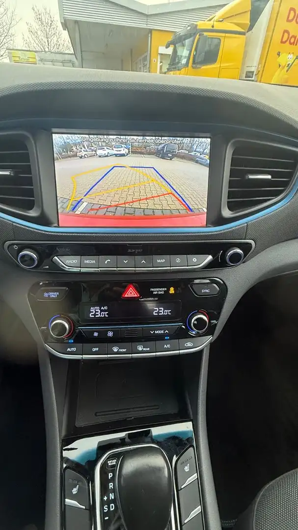 Hyundai IONIQ Ioniq Style Hybrid, 51.000KM, 2x Alufelgen Червоний - 2