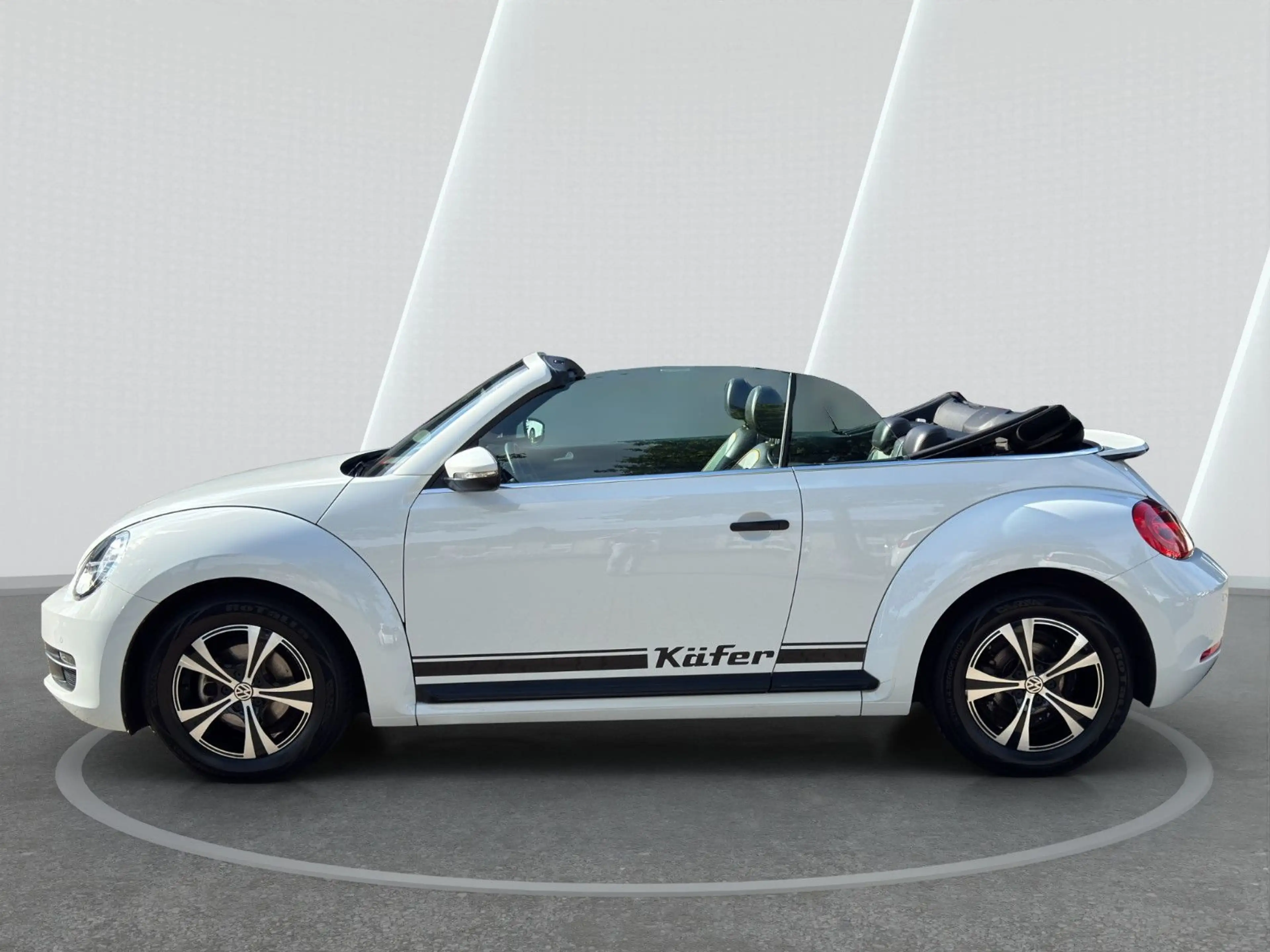 Volkswagen Beetle Cabriolet 1.2 TSI BMT, Navi, PDC, Klima — photo 9
