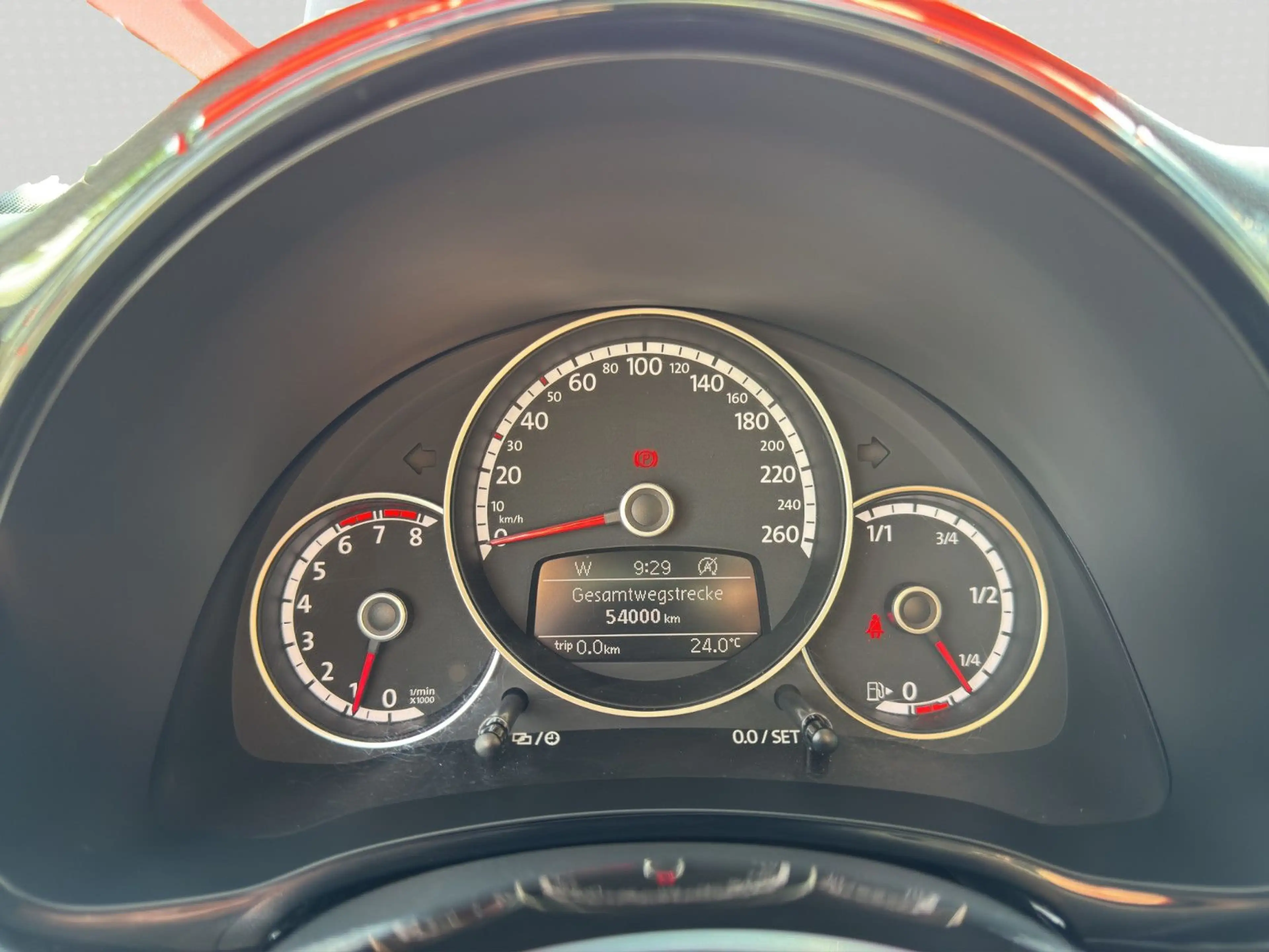 Volkswagen Beetle Cabriolet 1.2 TSI BMT, Navi, PDC, Klima — photo 14