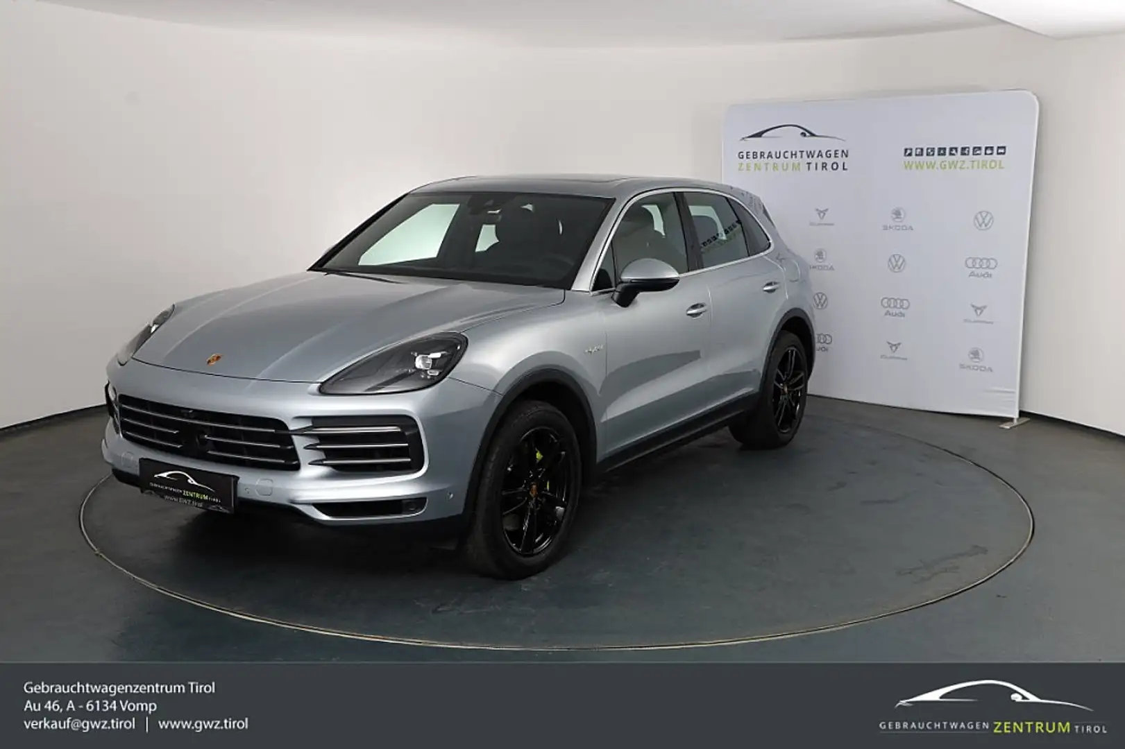 Porsche Cayenne III E-Hybrid PHEV PANO ACC LANE TOP Argintiu - 1
