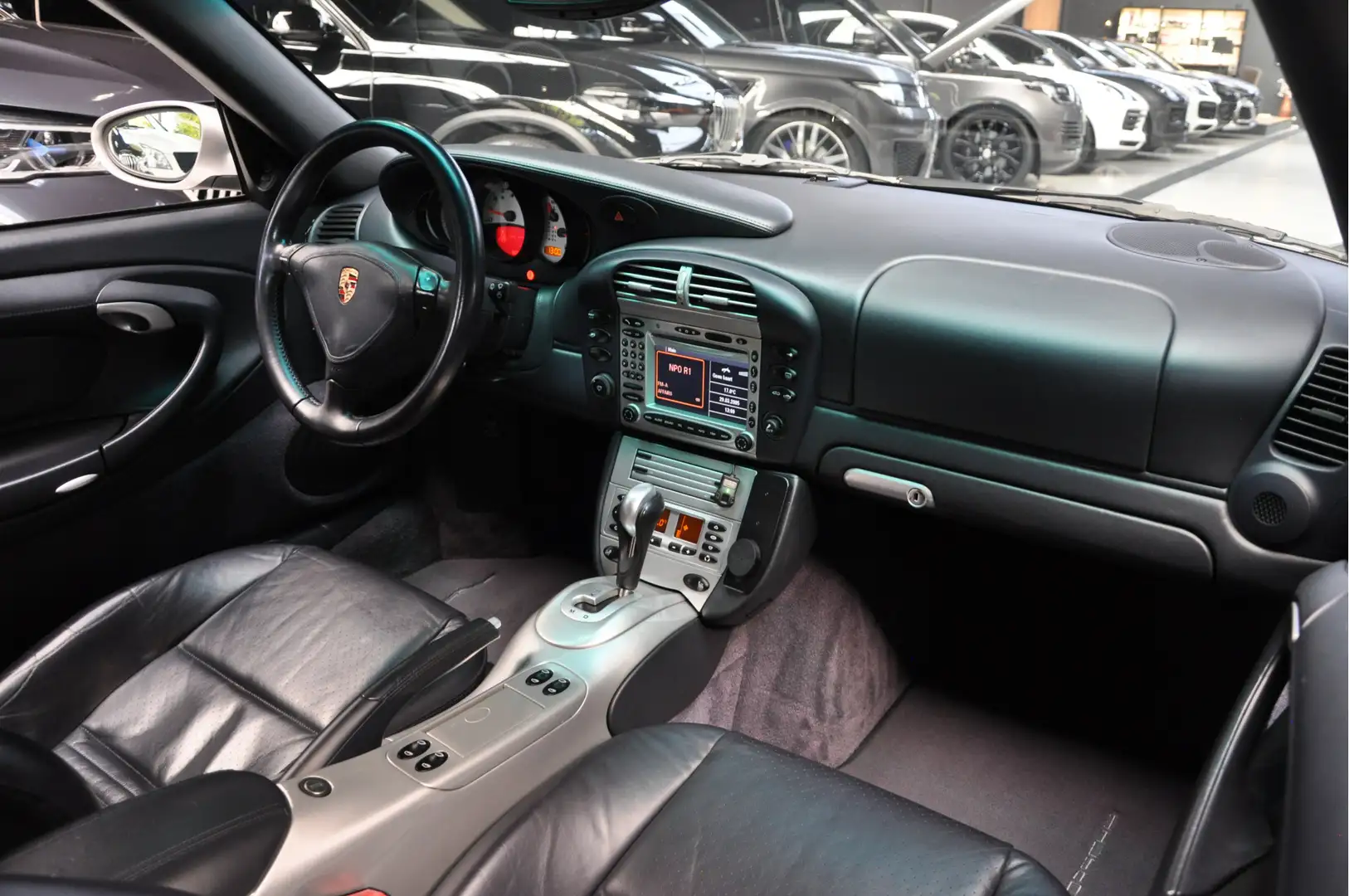 Porsche 996 Cabrio 3.6 Carrera 4S Turbo Look Leer Bose Climate Zilver - 2