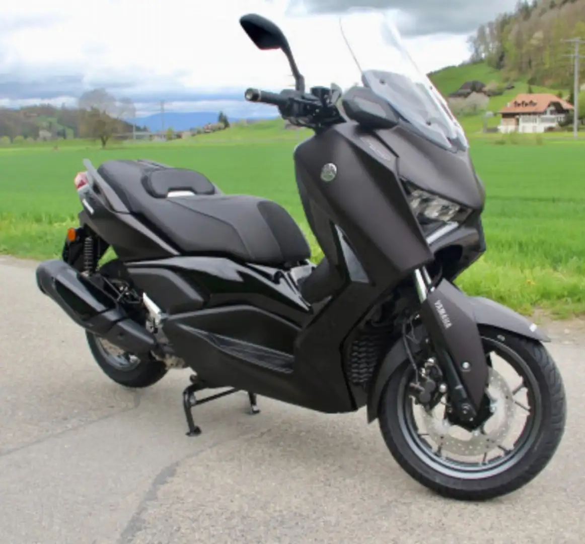 Yamaha X-Max 300 Tech Max Noir - 1
