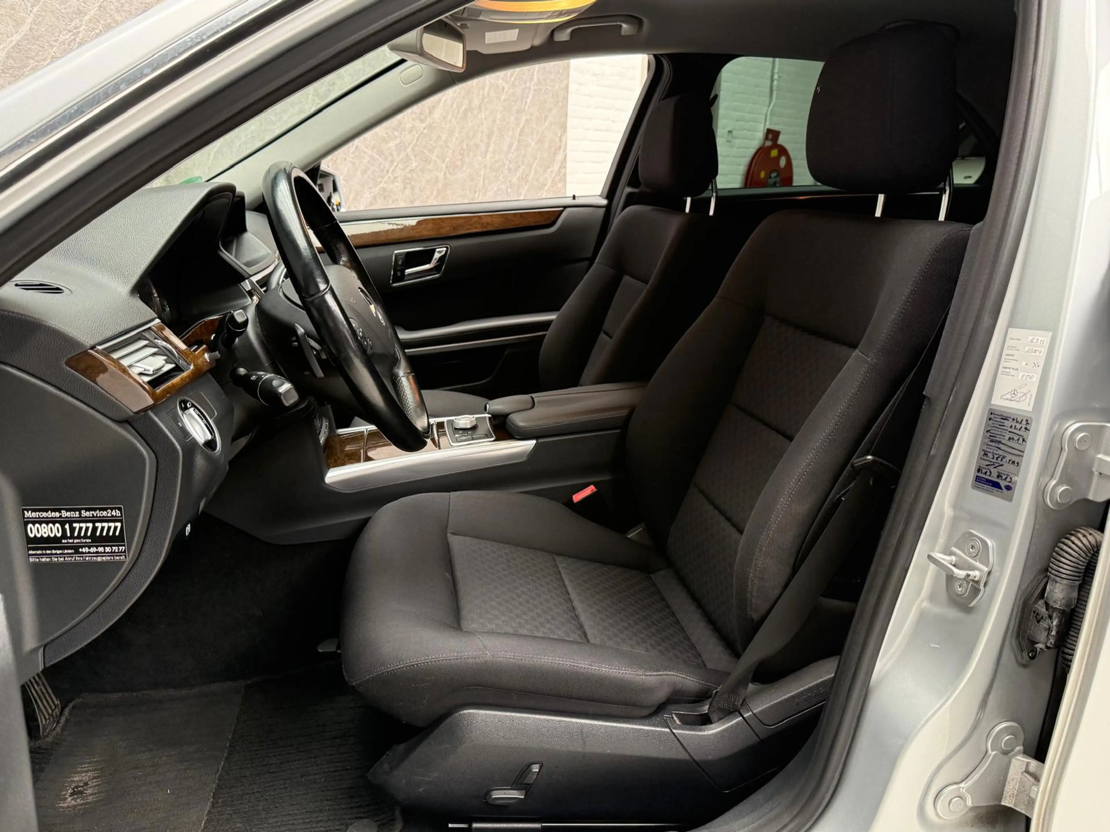 Mercedes-Benz E 350 CGI 293 PK / Dealer Onderhouden — photo 12