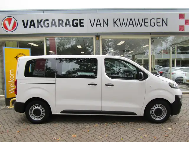 Opel Vivaro 9 PERS.BUS L2 AIRCO, CRUISE C. BLUET. €25.319,- EX