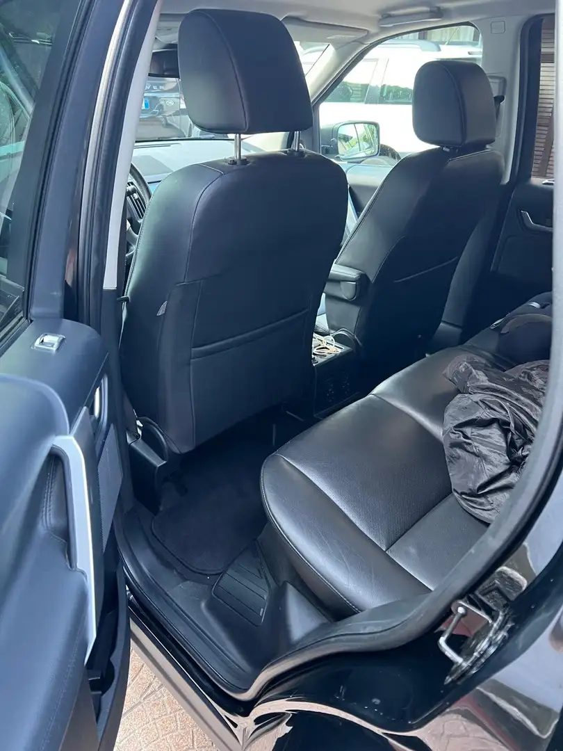Land Rover Freelander 2 Noir - 1