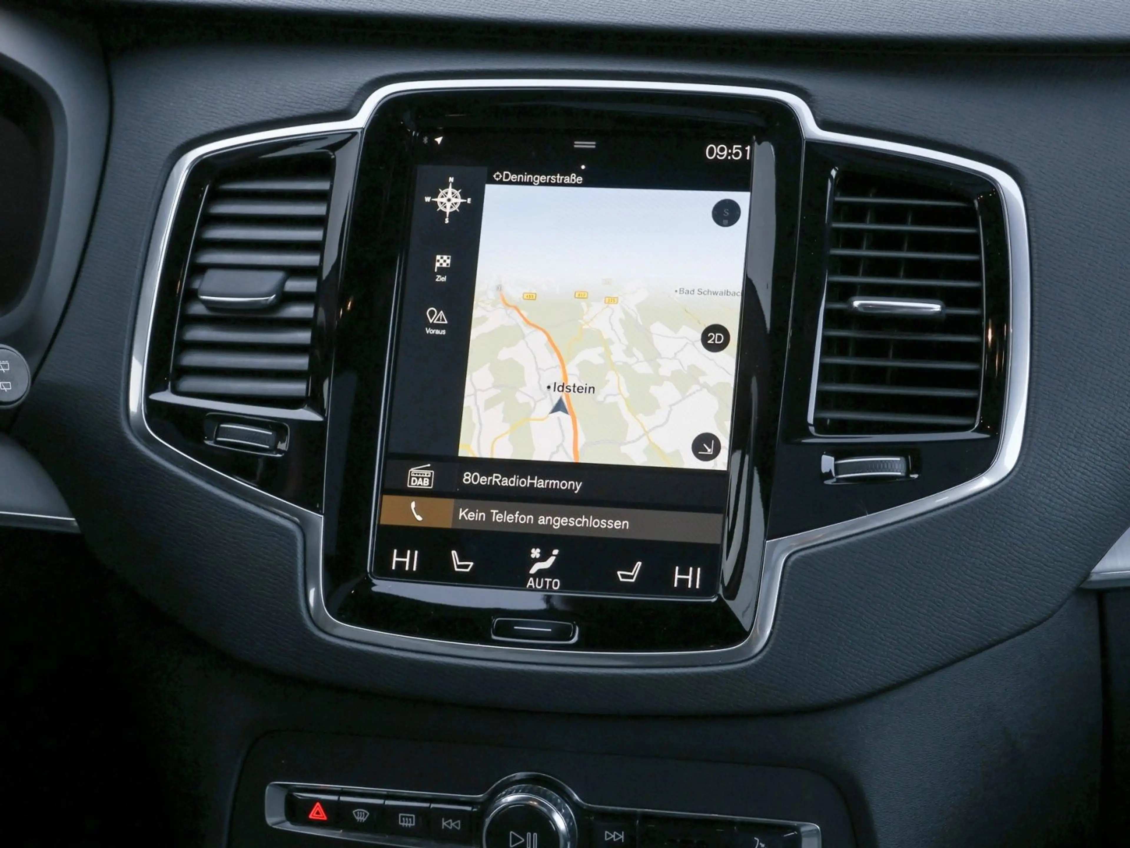Volvo XC90 Inscription Expression Recharge PHEV — photo 10
