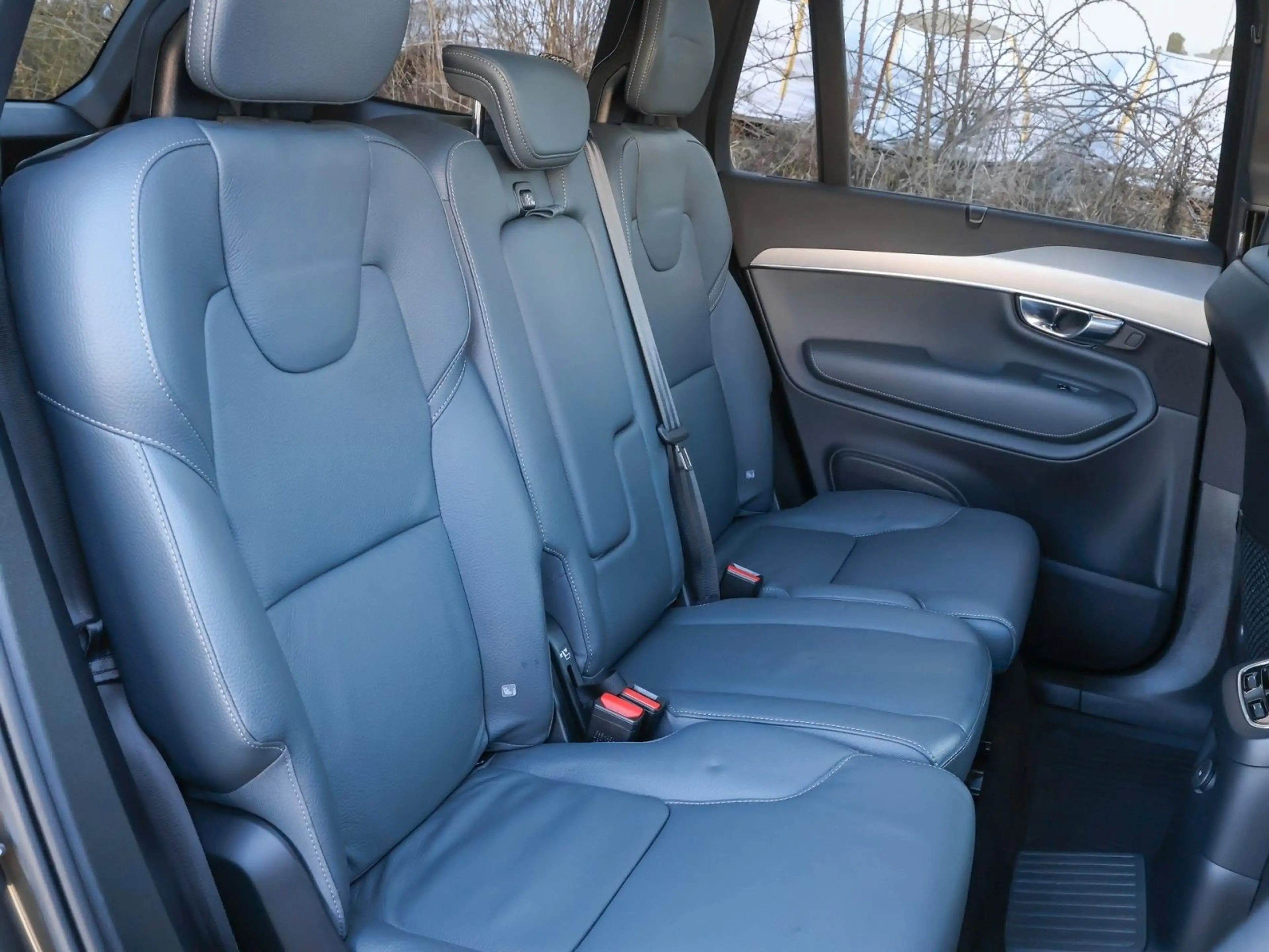 Volvo XC90 Inscription Expression Recharge PHEV — photo 5