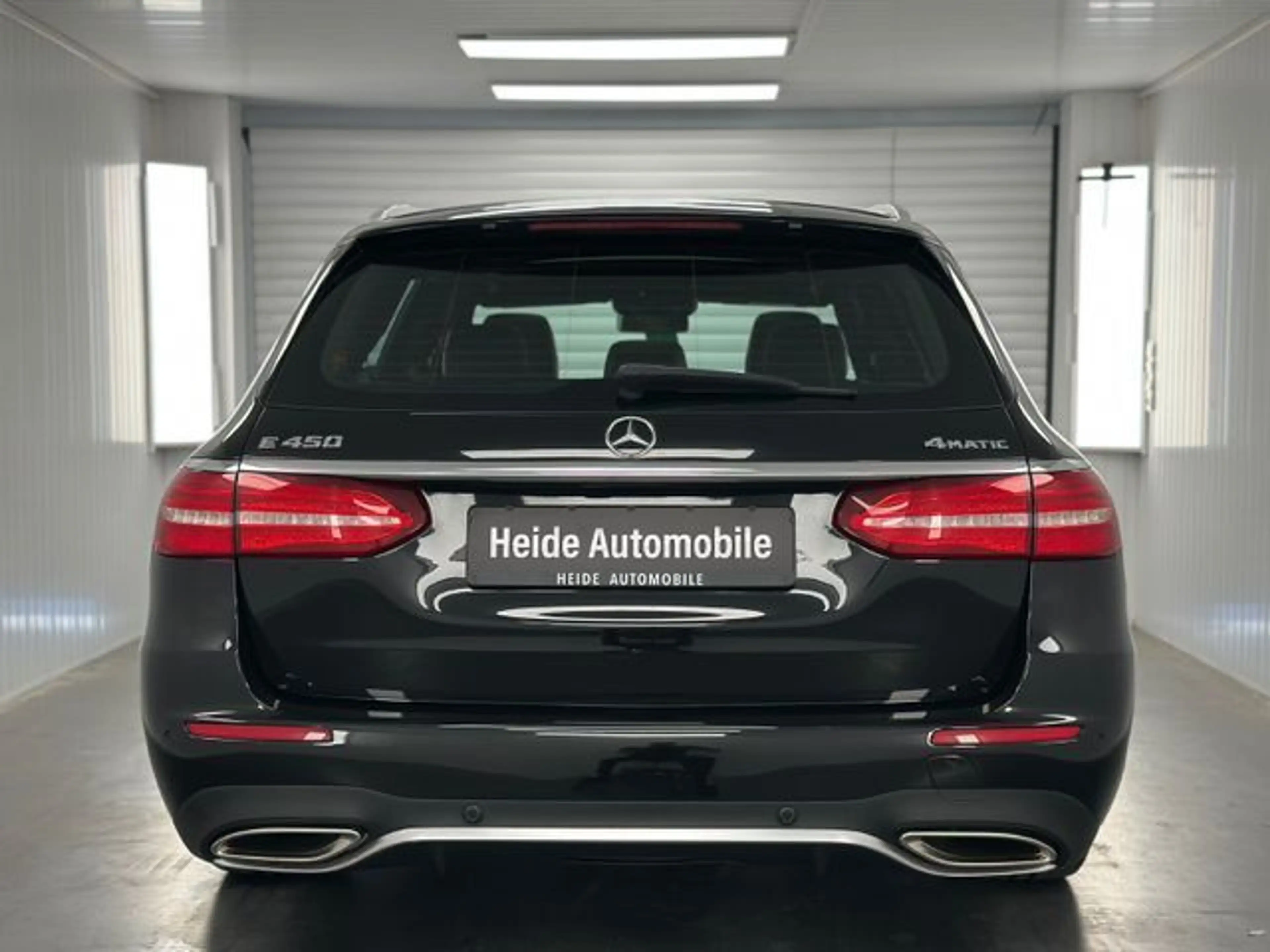 Mercedes-Benz E 450 4Matic AMG SPORTPAKET PANO 360° WIDESCREEN — photo 6