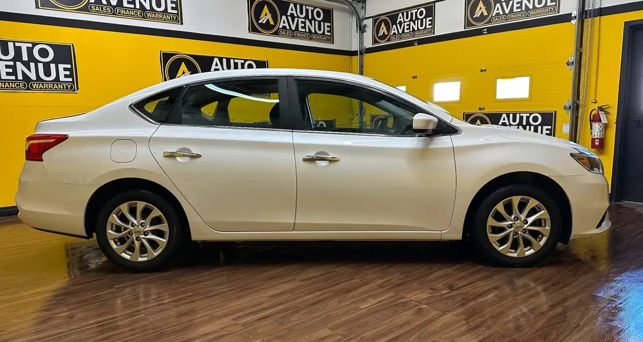 Nissan Sentra снимка Nissan Sentra