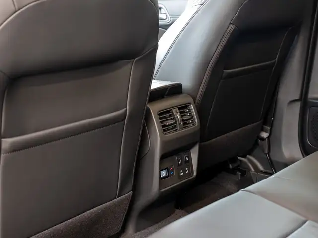 Nissan X-Trail view 13