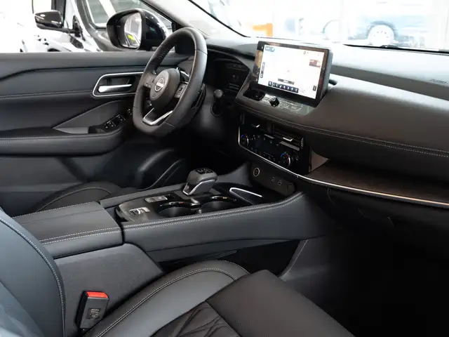 Nissan X-Trail view 21