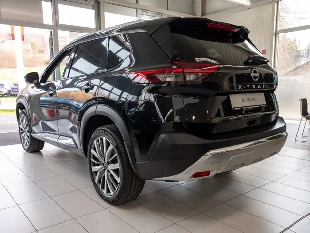 Nissan X-Trail view 10