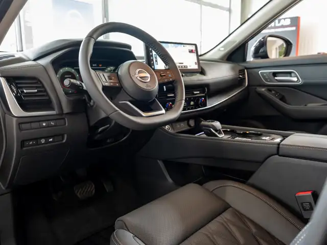 Nissan X-Trail view 11