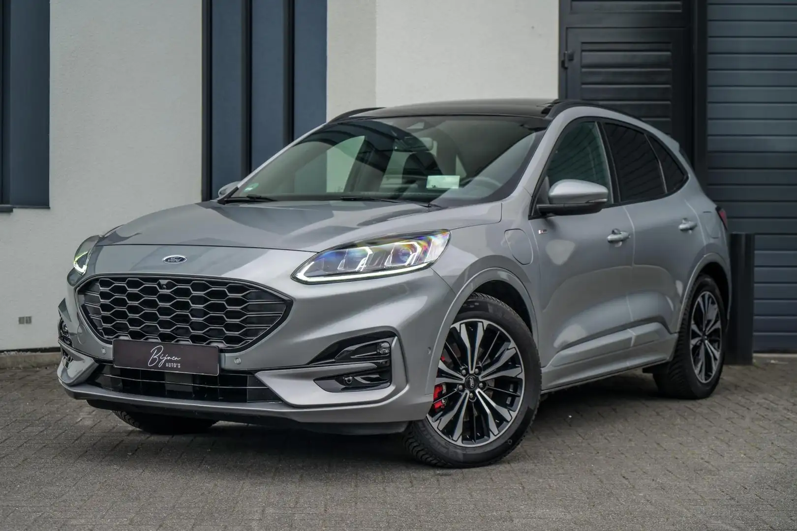 Ford Kuga 2.5 PHEV ST-Line X PANO / CAMERA / BANG & OLUFSEN - 1