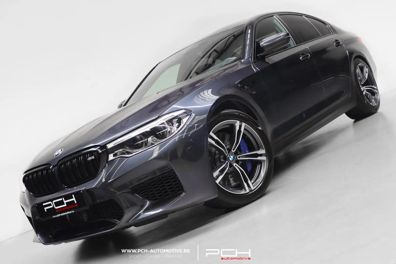 BMW M5 xDrive 4.4 V8 M Steptronic Aut. - FULL - VAT ! - Grijs - 1