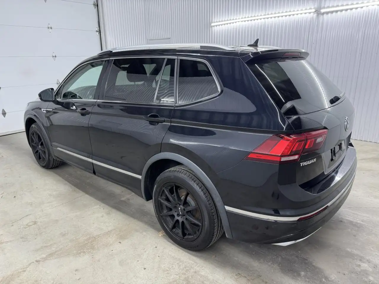 Volkswagen Tiguan снимка Volkswagen Tiguan