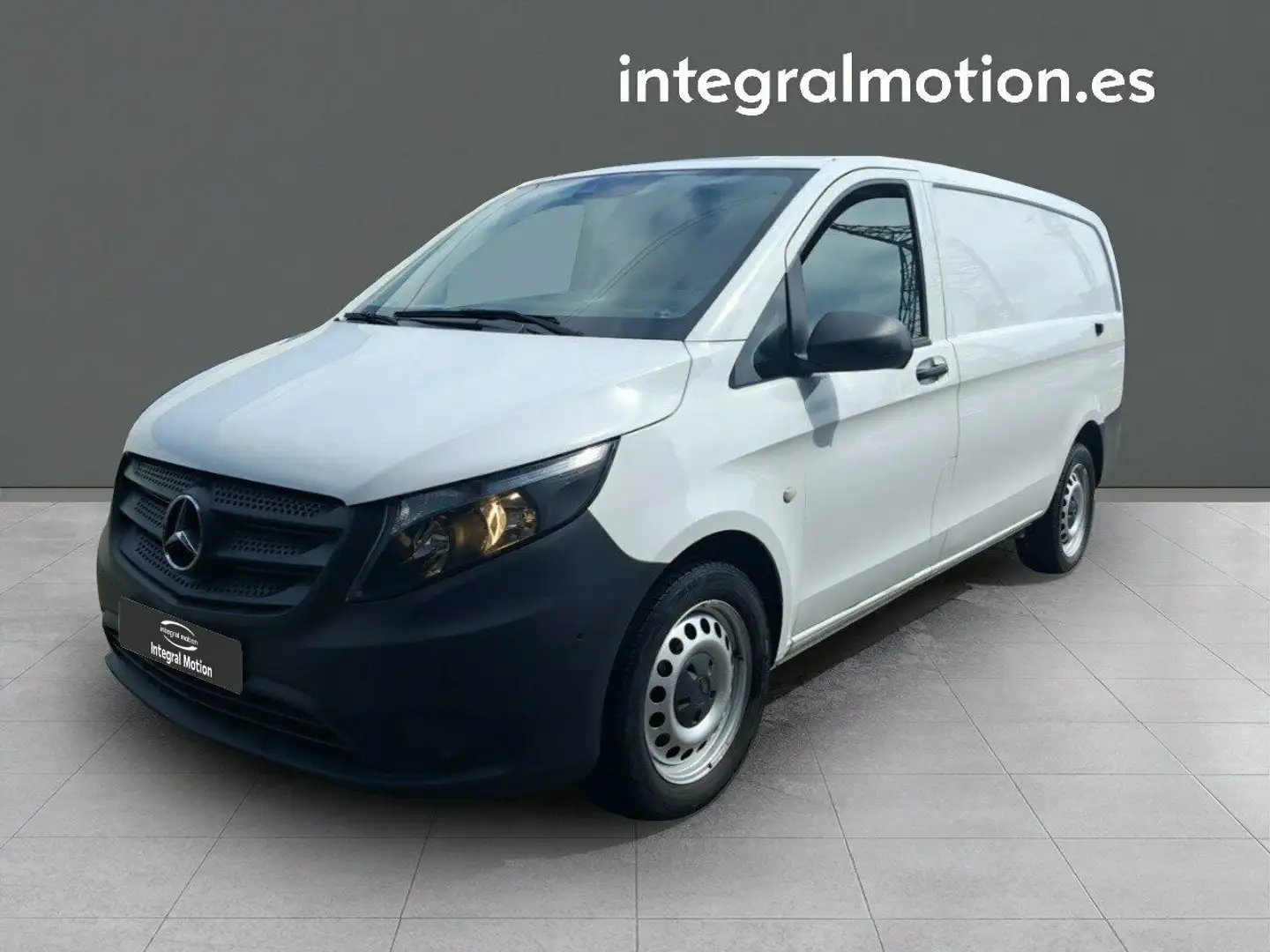 Mercedes-Benz Vito M1 119 CDI 6T Base RWD Largo 190CV Blanc - 1